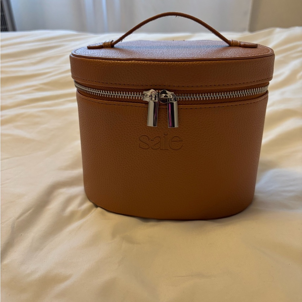 Saie Vanity Case Makeup Bag/ Travel
Cosmetic Bag -Brown